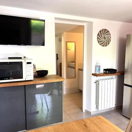 Appartement Deux Pieces Donnant Sur Un Jardin Antibes Buitenkant foto